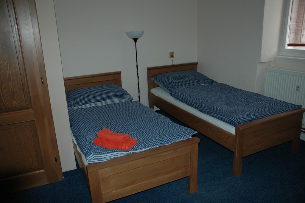Hotel Mrazek Пардубице Номер фото